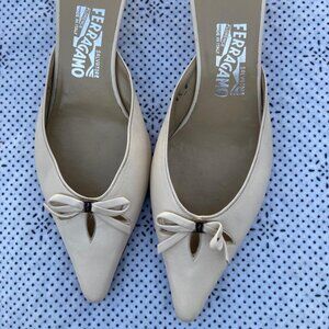 Salvatore Ferragamo Women Mini Bow Shoes Nude (Biege) Leather Mules